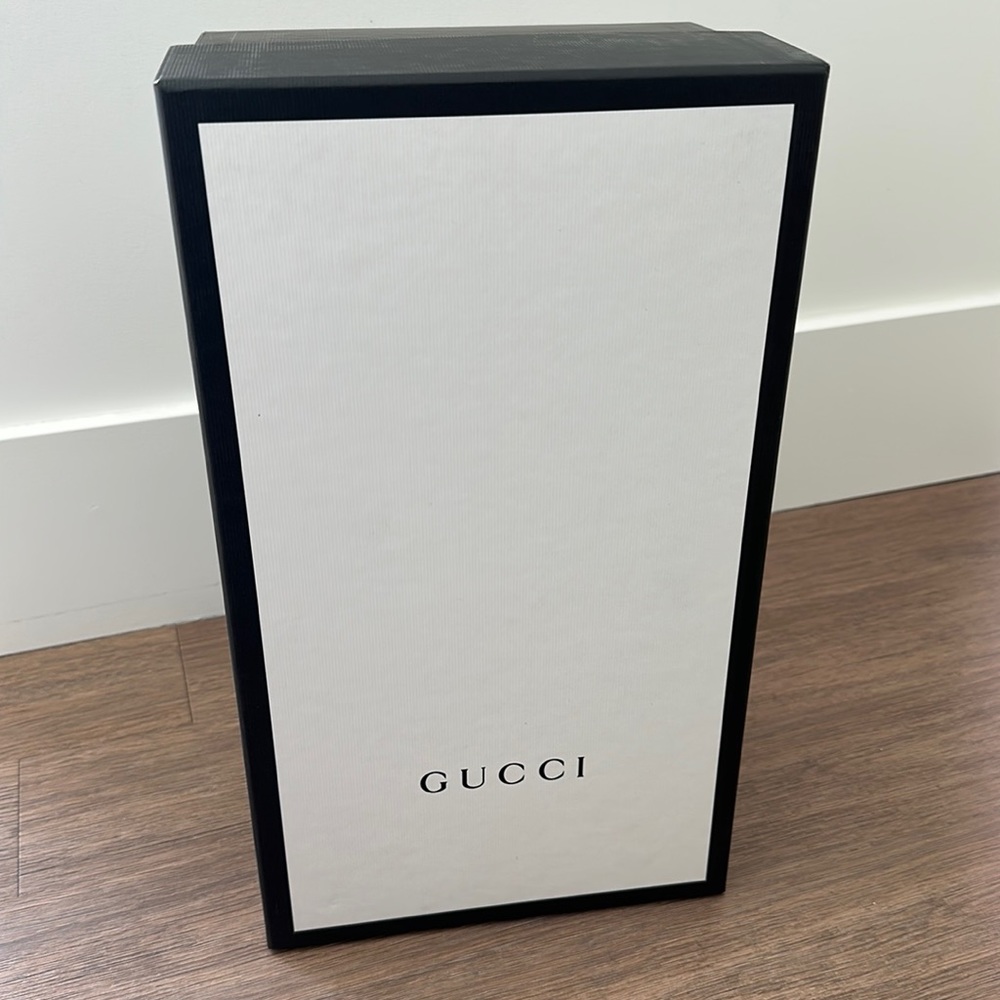 Gucci empty shoe box